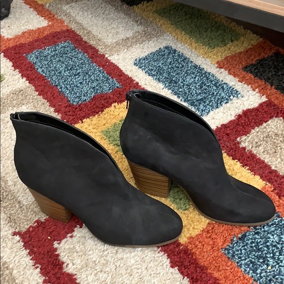 A2 By Aerosoles Shoes - Women’s A2 by Aerosoles black booties